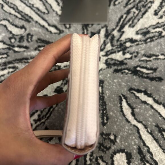 Michael Kors Rose Gold Logo Wallet/ Wristlet - Picture 6 of 11